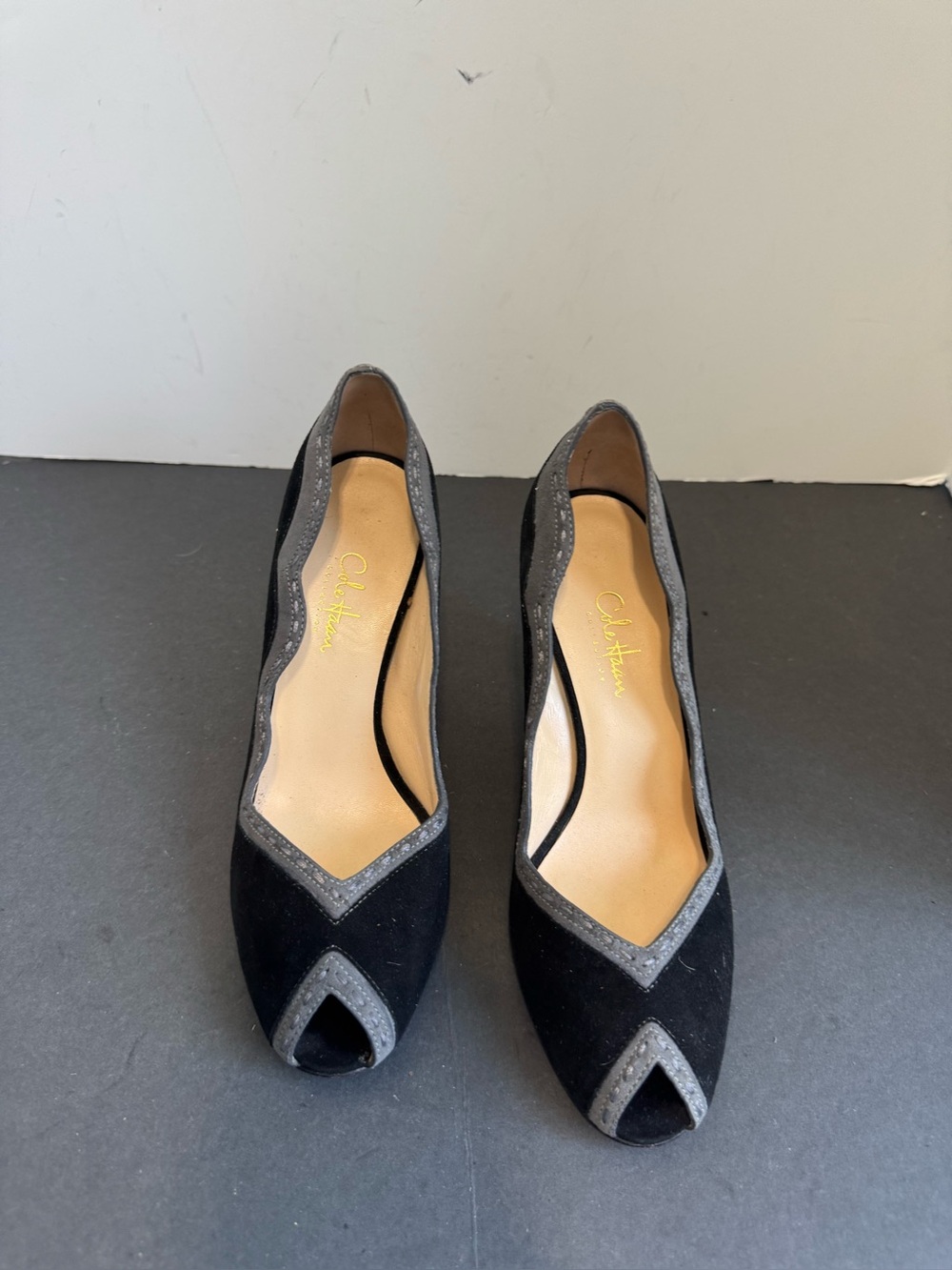 Cole Haan black suede peep-toe pumps. Size 7B - Picture 2 of 14